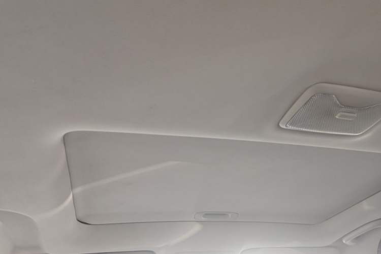 Used CHANGAN Eado 2013 1.6L Automatic Junku Model China IV Standard Headliner
