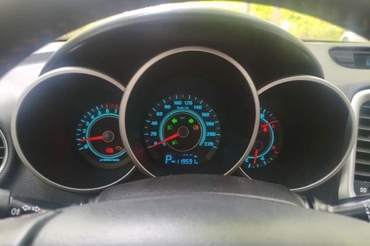 Used CHANGAN Eado 2013 1.6L Automatic Junku Model China IV Standard Instrument Cluster