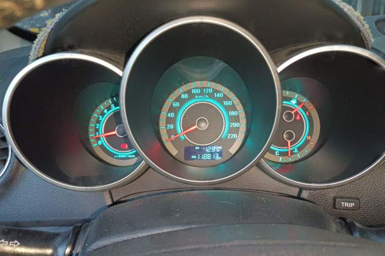Used CHANGAN Eado 2013 1.6L Manual ZhiKu Model China IV Standard Instrument Cluster