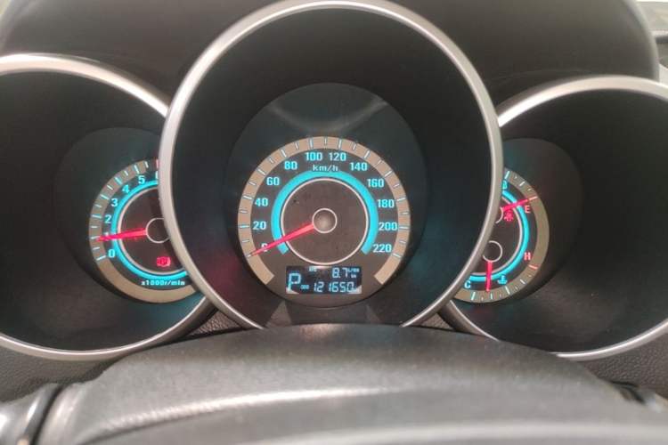 Used CHANGAN Eado 2013 1.6L Automatic Junku Model China IV Standard Instrument Cluster