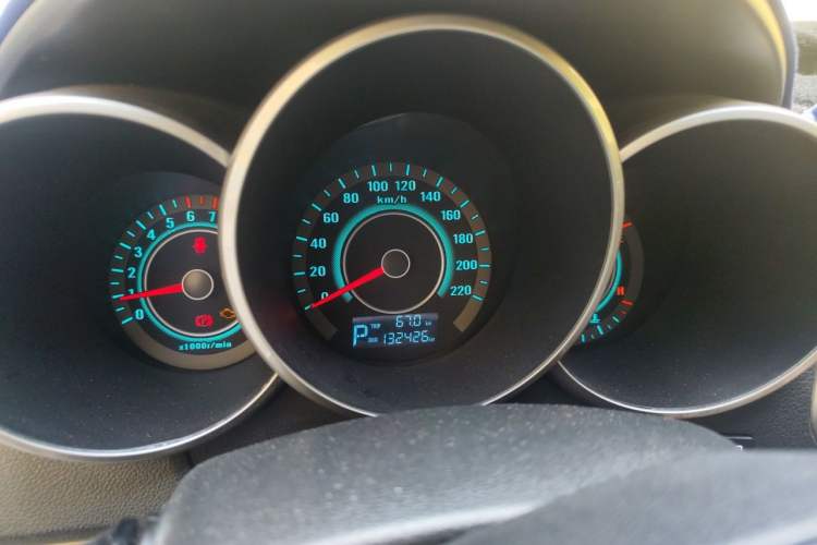 Used CHANGAN Eado 2013 1.6L Automatic Elite Model China IV Standard Instrument Cluster