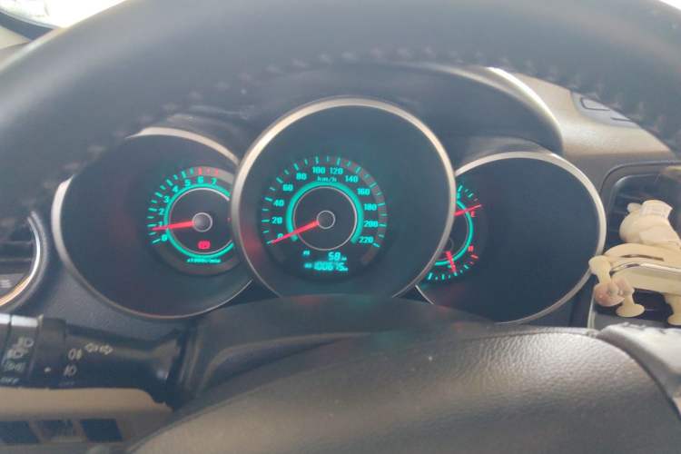 Used CHANGAN Eado 2013 1.6L Manual Luxury Model China V Standard Instrument Cluster