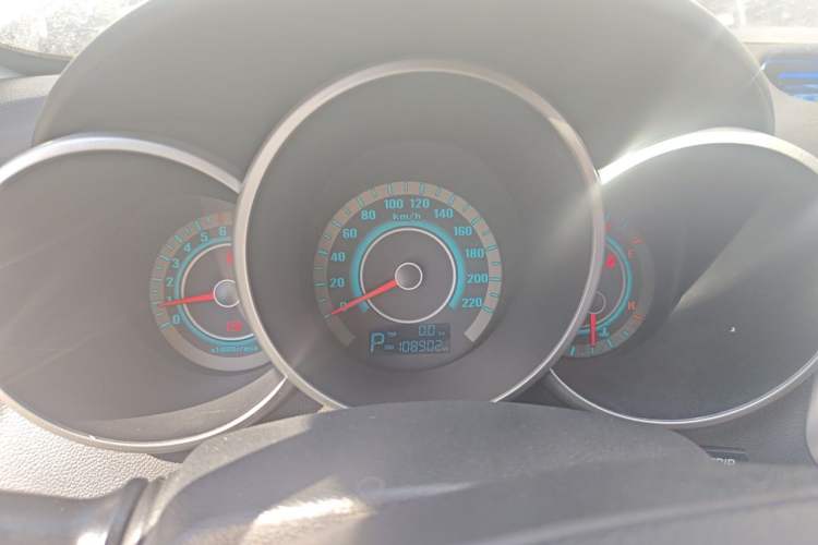 Used CHANGAN Eado 2013 1.6L Automatic Junku Model China IV Standard Instrument Cluster