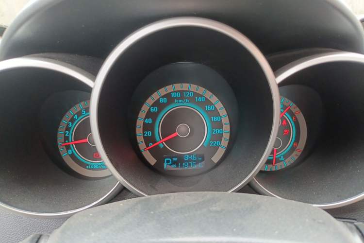 Used CHANGAN Eado 2013 1.6L Automatic Junku Model China IV Standard Instrument Cluster
