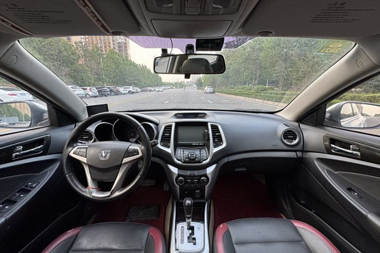 Used CHANGAN Eado 2013 1.6L Automatic ZhiKu Model China IV Standard Interior 2
