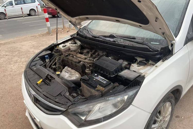 Used CHANGAN Eado 2013 1.6L Manual Junkuo Model China IV Standard Interior 2