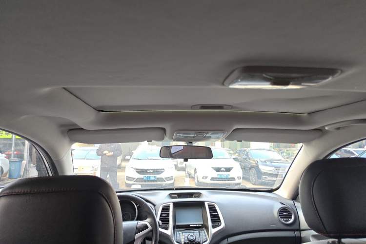 Used CHANGAN Eado 2013 1.6L Manual Junkuo Model China IV Standard Interior 5