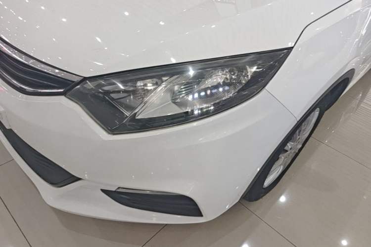 Used CHANGAN Eado 2013 1.6L Manual ZhiKu Model China IV Standard Left Front Headlight