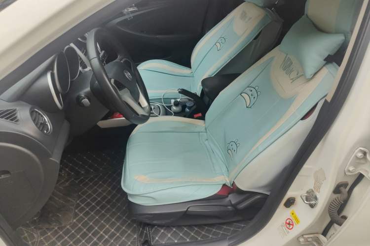 Used CHANGAN Eado 2013 1.6L Automatic ZhiKu Model China IV Standard Left Front Seat