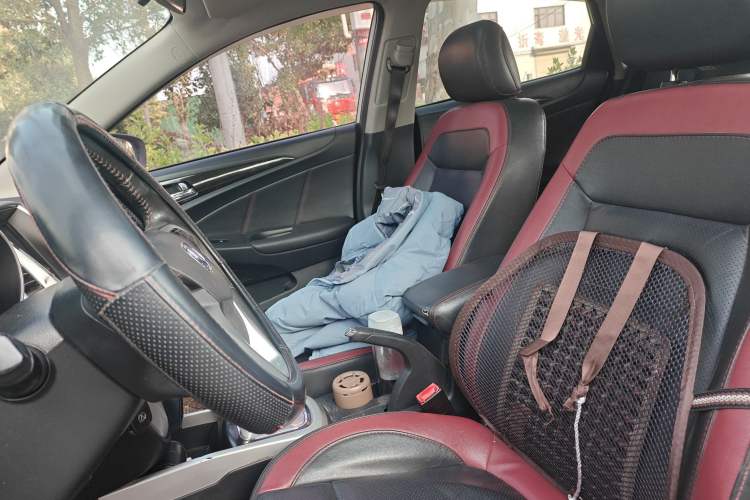Used CHANGAN Eado 2013 1.6L Automatic ZhiKu Model China IV Standard Left Front Seat