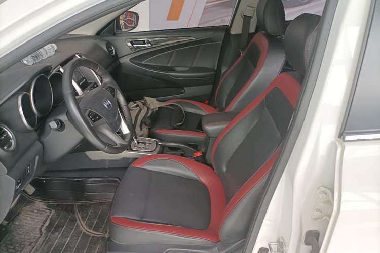 Used CHANGAN Eado 2013 1.6L Automatic Junku Model China IV Standard Left Front Seat