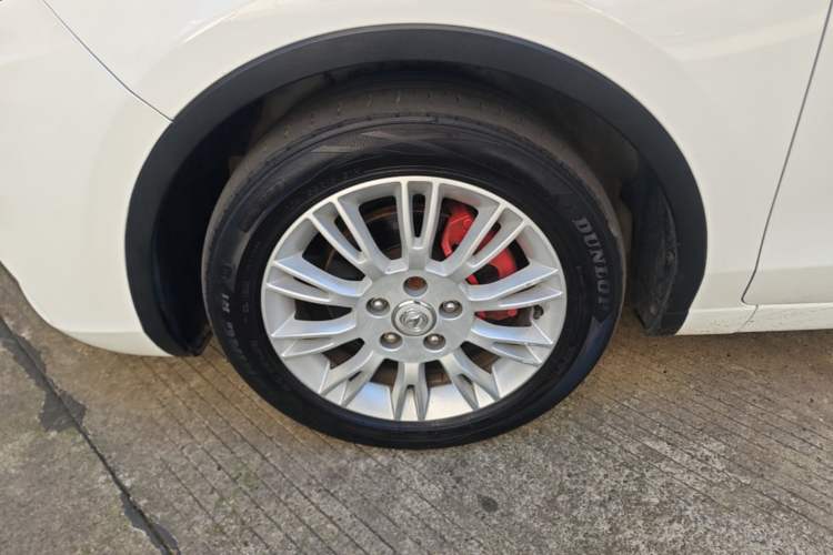 Used CHANGAN Eado 2013 1.5T Automatic Cool Edition Left Front Wheel Hub