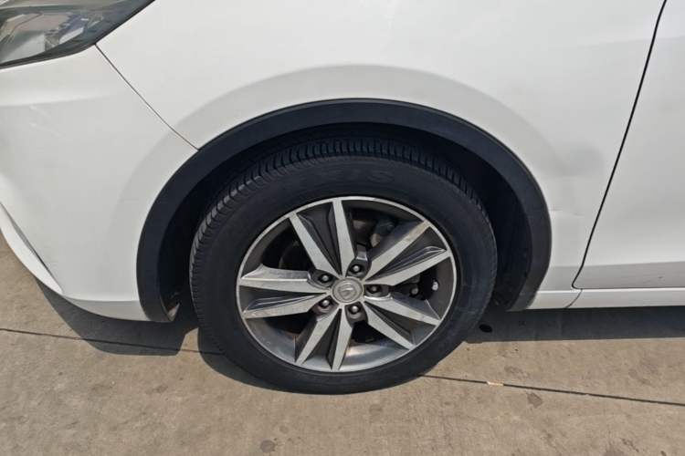 Used CHANGAN Eado 2013 1.6L Manual Junkuo Model China IV Standard Left Front Wheel Hub