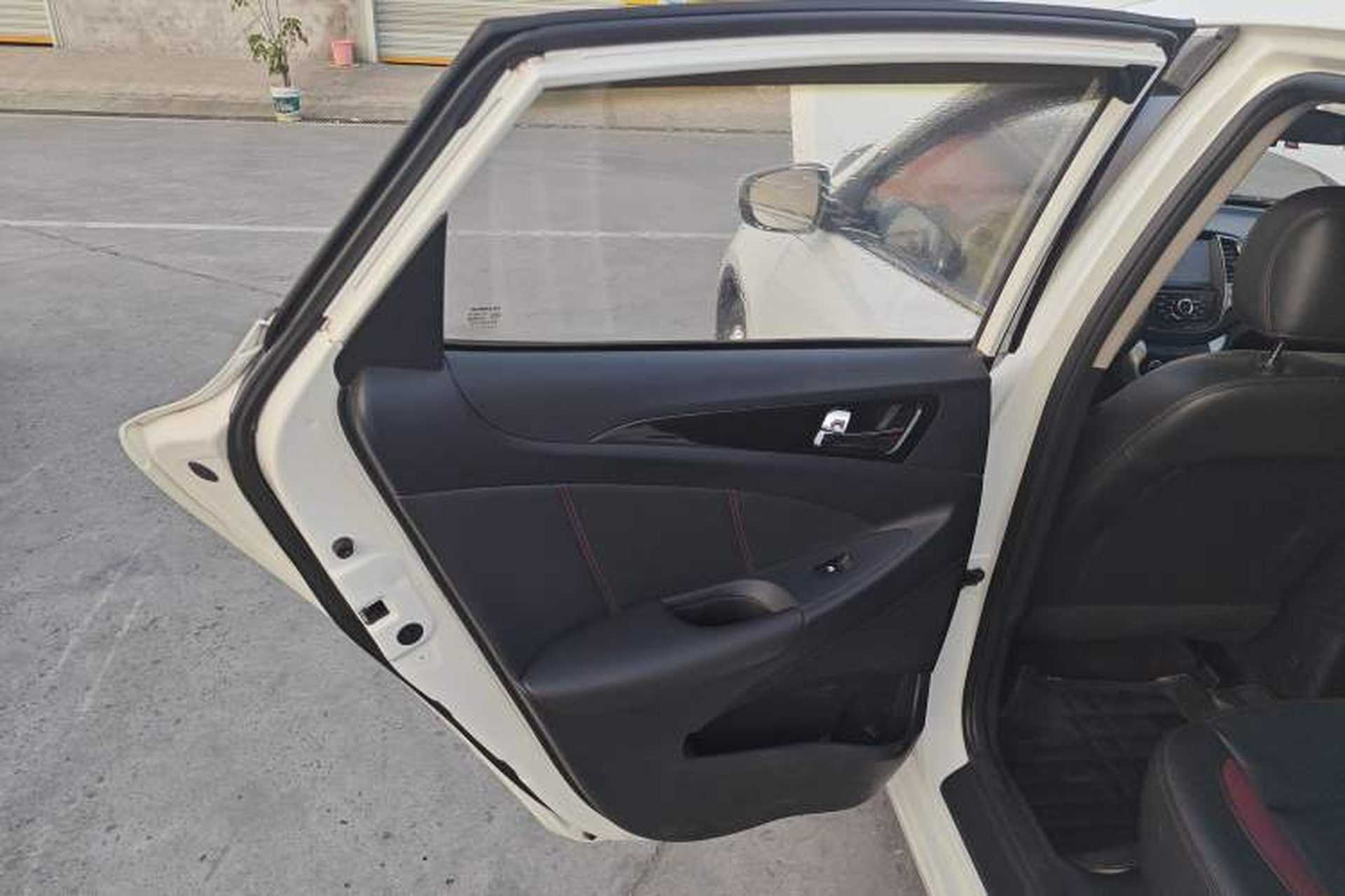 Used CHANGAN Eado 2013 1.6L Manual Junkuo Model China IV Standard Left Rear Door Interior
