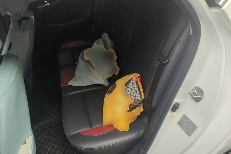 Used CHANGAN Eado 2013 1.6L Automatic ZhiKu Model China IV Standard Left Rear Seat