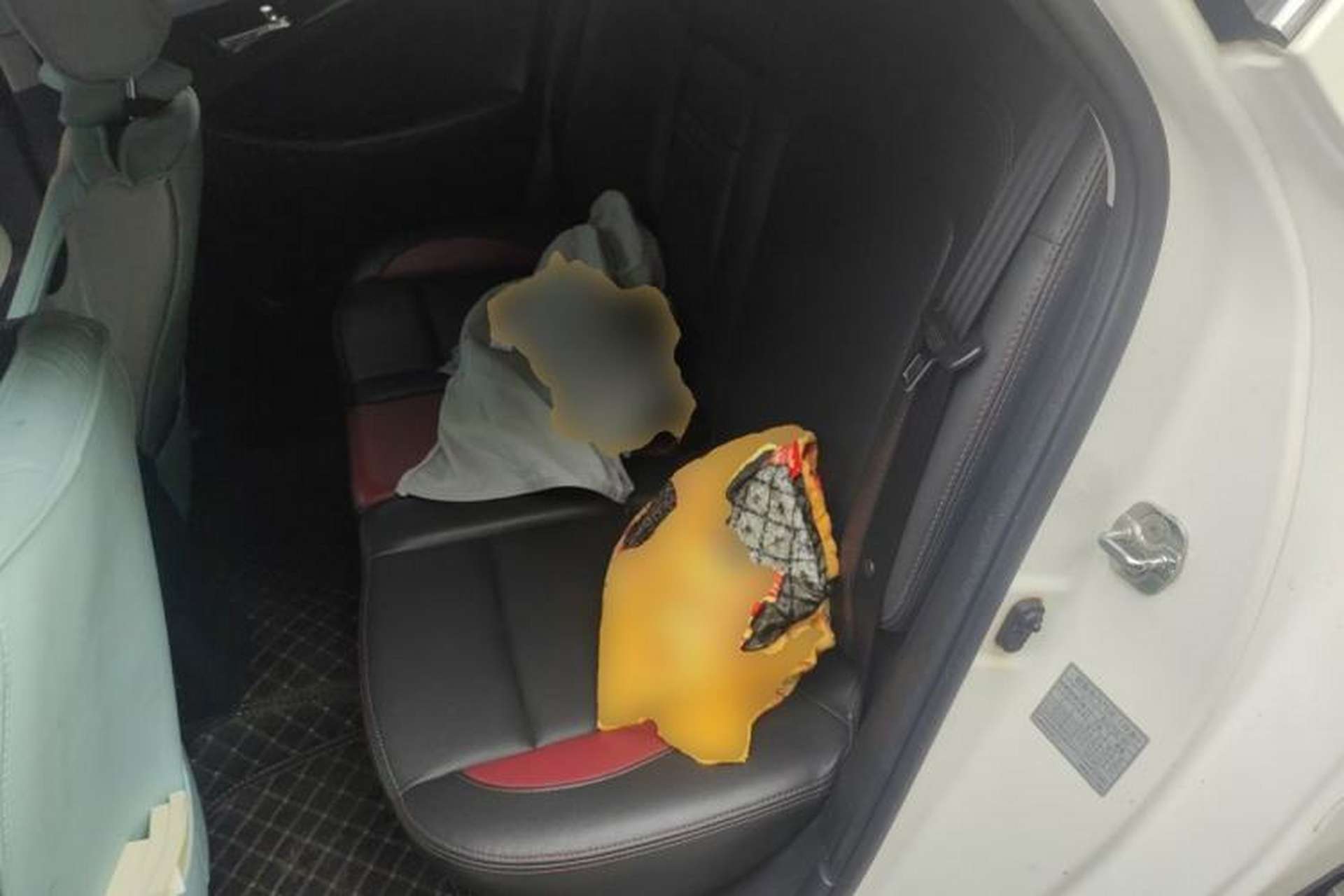 Used CHANGAN Eado 2013 1.6L Automatic ZhiKu Model China IV Standard Left Rear Seat