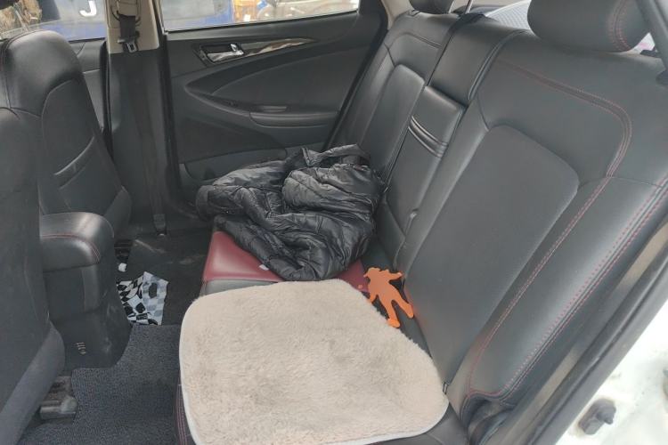 Used CHANGAN Eado 2013 1.5T Automatic Sporty Model Left Rear Seat