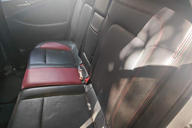 Used CHANGAN Eado 2013 1.6L Automatic ZhiKu Model China IV Standard Left Rear Seat