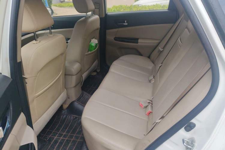 Used CHANGAN Eado 2013 1.6L Manual Luxury Model China V Standard Left Rear Seat