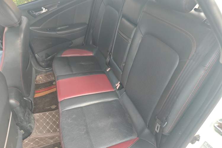 Used CHANGAN Eado 2013 1.6L Automatic ZhiKu Model China IV Standard Left Rear Seat