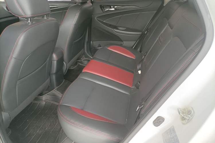 Used CHANGAN Eado 2013 1.6L Automatic Junku Model China IV Standard Left Rear Seat