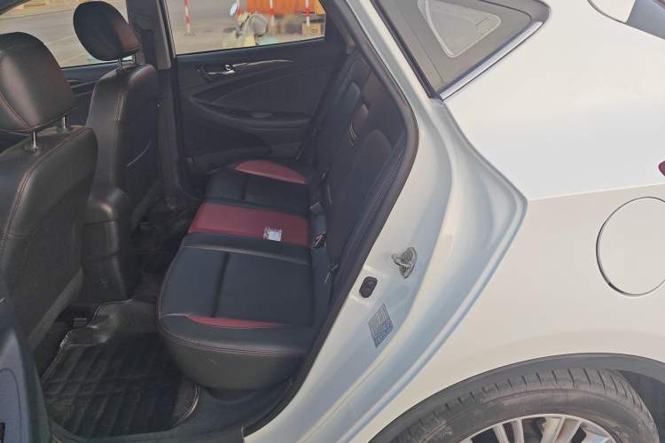 Used CHANGAN Eado 2013 1.6L Manual Junkuo Model China IV Standard Left Rear Seat