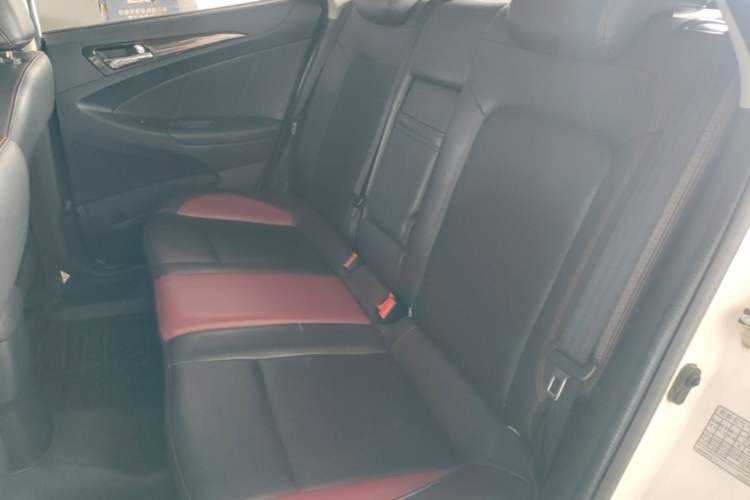 Used CHANGAN Eado 2013 1.6L Automatic ZhiKu Model China IV Standard Left Rear Seat