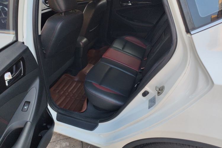 Used CHANGAN Eado 2013 1.6L Automatic Junku Model China IV Standard Left Rear Seat