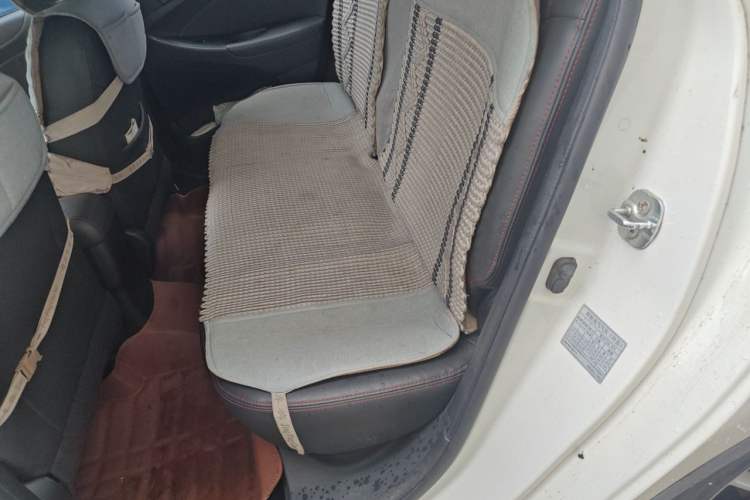 Used CHANGAN Eado 2013 1.6L Manual Luxury Model China V Standard Left Rear Seat