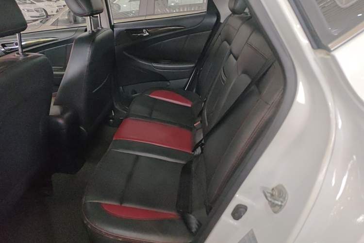 Used CHANGAN Eado 2013 1.6L Automatic Junku Model China IV Standard Left Rear Seat