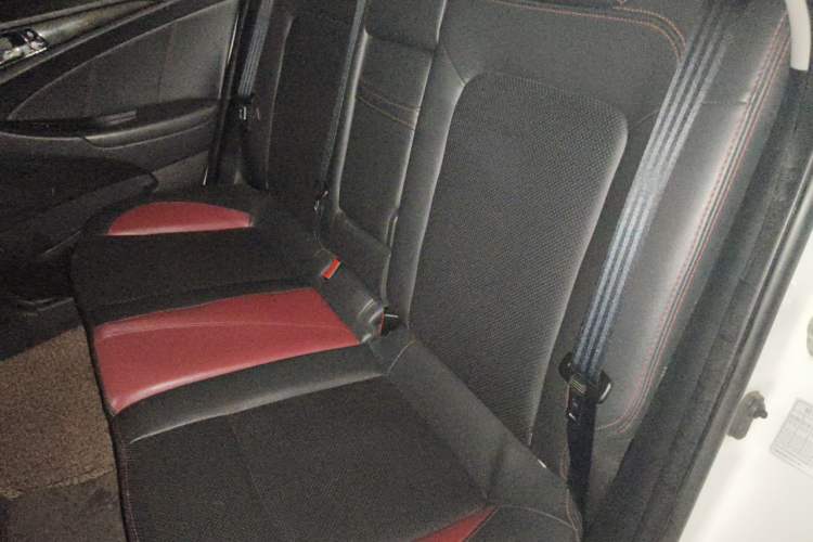 Used CHANGAN Eado 2013 1.6L Automatic Junku Model China IV Standard Left Rear Seat