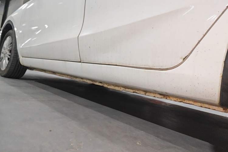 Used CHANGAN Eado 2013 1.6L Automatic ZhiKu Model China IV Standard Left Side Sill