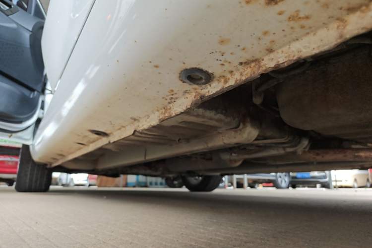 Used CHANGAN Eado 2013 1.6L Automatic ZhiKu Model China IV Standard Left Side Sill
