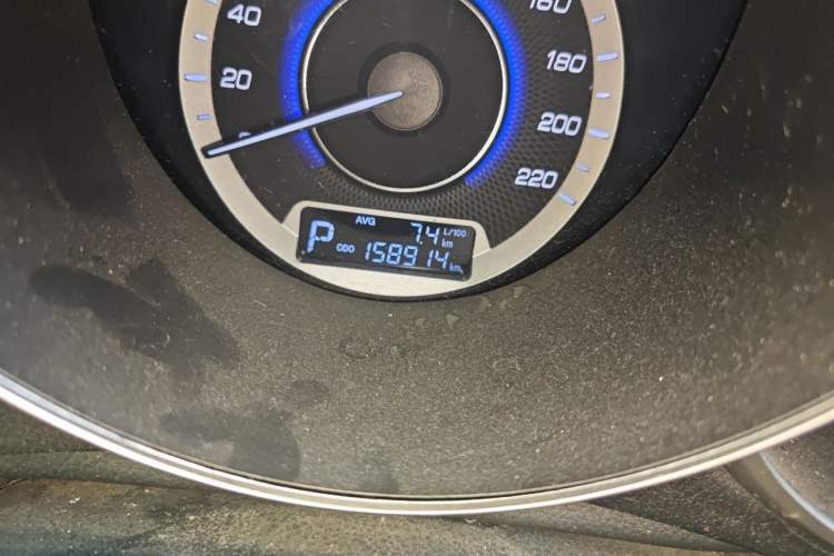 Used CHANGAN Eado 2013 1.6L Automatic ZhiKu Model China IV Standard Odometer Close Up