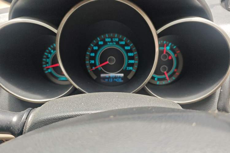 Used CHANGAN Eado 2013 1.6L Manual Elite Model China IV Standard Odometer Close Up