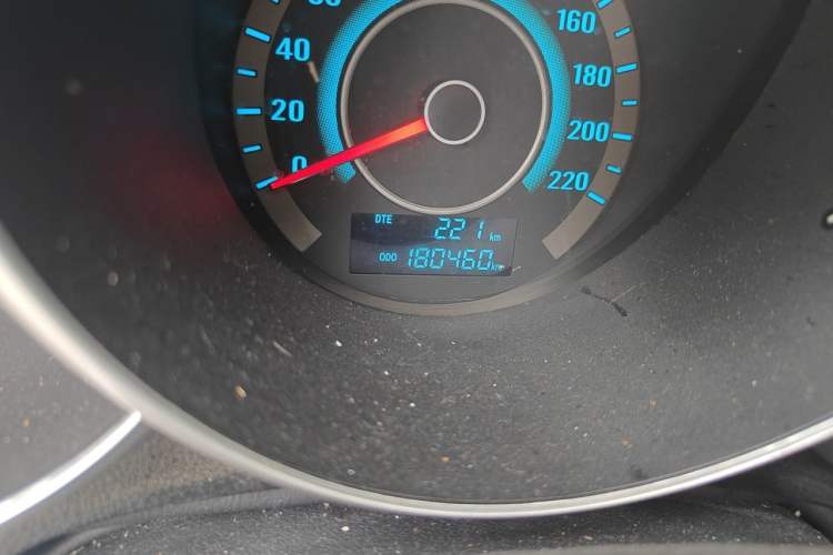 Used CHANGAN Eado 2013 1.6L Manual Junkuo Model China IV Standard Odometer Close Up