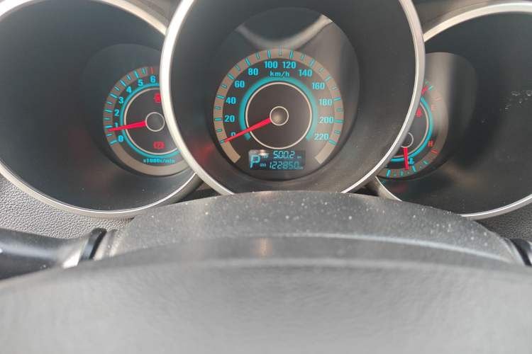 Used CHANGAN Eado 2013 1.6L Automatic ZhiKu Model China IV Standard Odometer Close Up