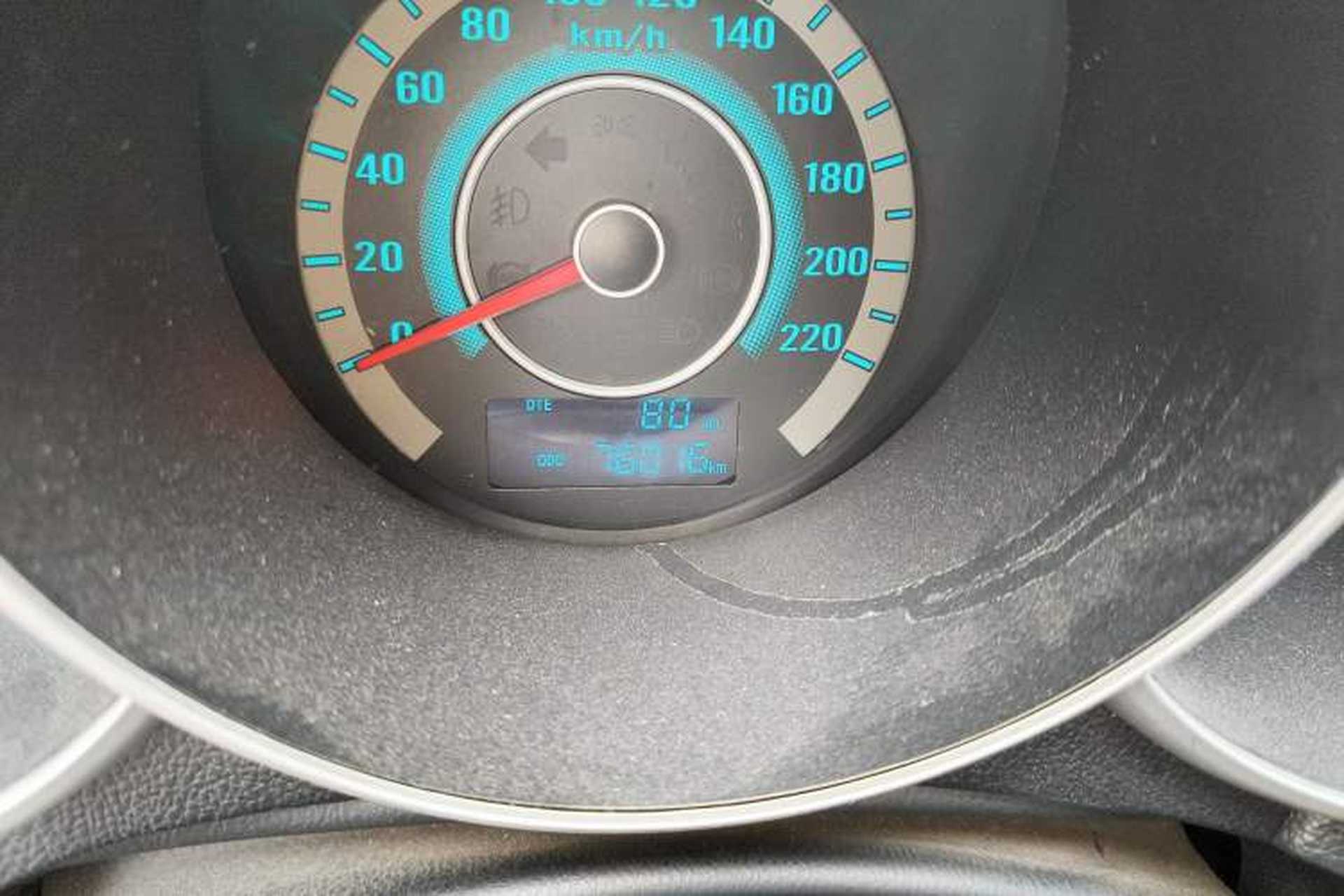 Used CHANGAN Eado 2013 1.6L Manual Junkuo Model China IV Standard Odometer Close Up