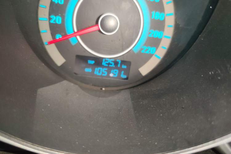 Used CHANGAN Eado 2013 1.6L Manual Junku Model China V Standard Odometer Close Up