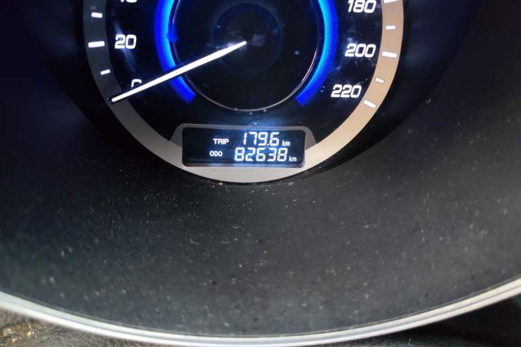 Used CHANGAN Eado 2013 1.6L Manual Junkuo Model China IV Standard Odometer Close Up