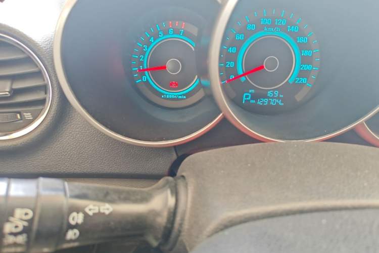 Used CHANGAN Eado 2013 1.6L Automatic Junku Model China IV Standard Odometer Close Up