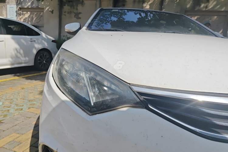 Used CHANGAN Eado 2013 1.6L Automatic ZhiKu Model China IV Standard Right Front Headlight