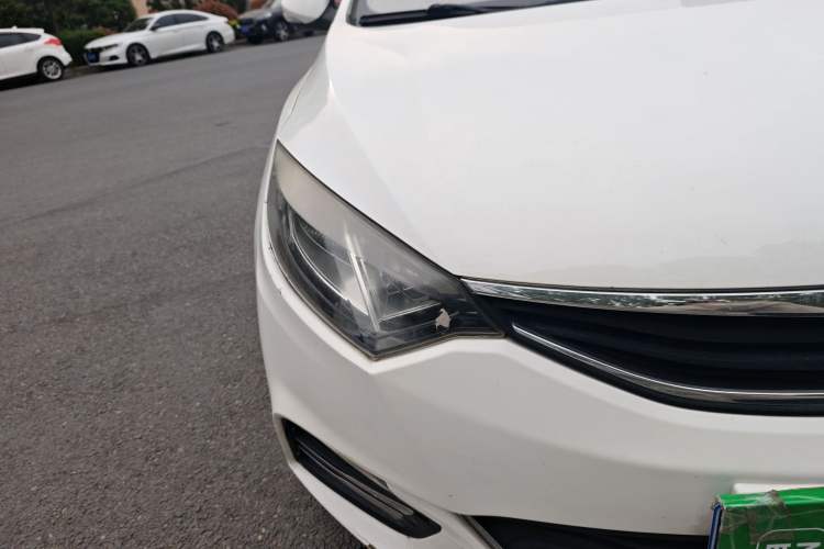 Used CHANGAN Eado 2013 1.6L Automatic Junku Model China IV Standard Right Front Headlight