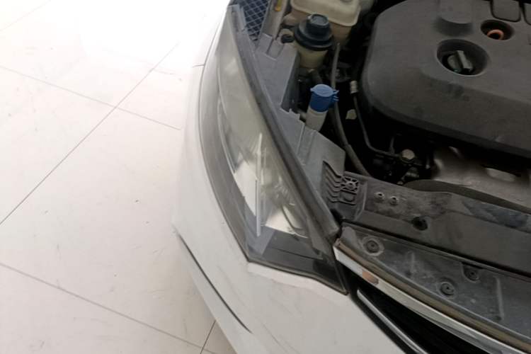 Used CHANGAN Eado 2013 1.6L Automatic Junku Model China IV Standard Right Front Headlight