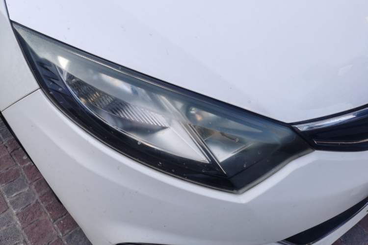 Used CHANGAN Eado 2013 1.6L Manual Junkuo Model China IV Standard Right Front Headlight