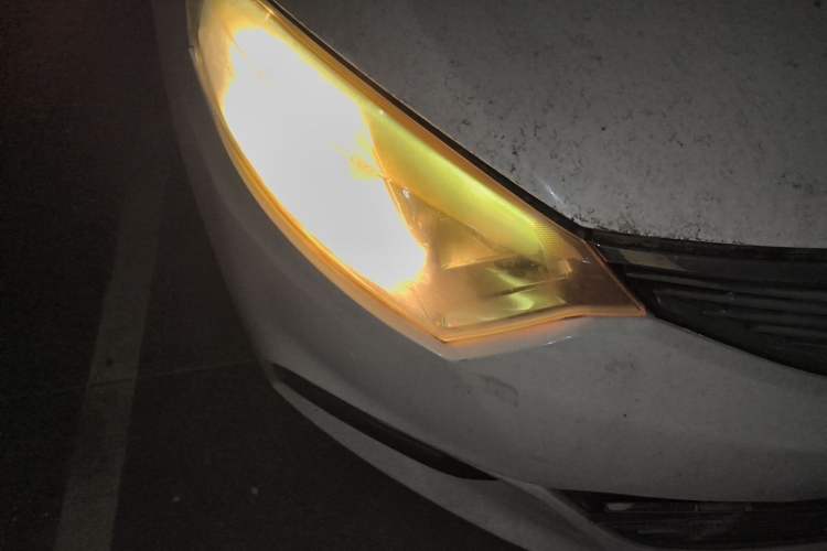 Used CHANGAN Eado 2013 1.6L Manual ZhiKu Model China IV Standard Right Front Headlight