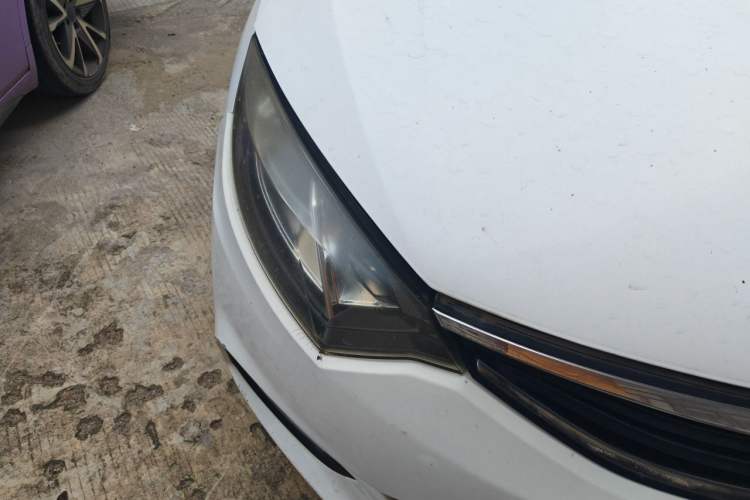 Used CHANGAN Eado  Right Front Headlight