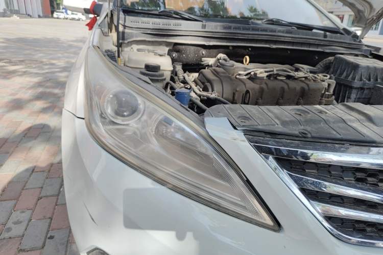 Used CHANGAN Eado 2013 1.6L Manual Luxury Model China V Standard Right Front Headlight