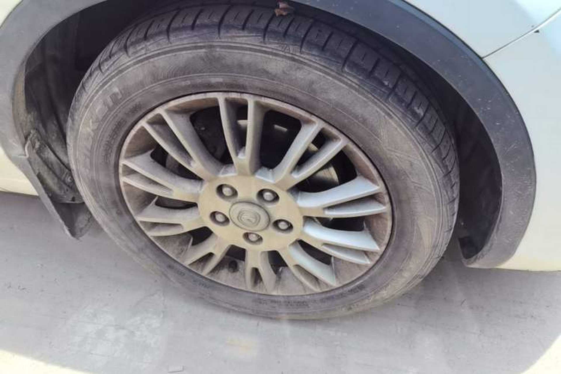 Used CHANGAN Eado 2013 1.6L Manual Junku Model China V Standard Right Front Wheel Hub