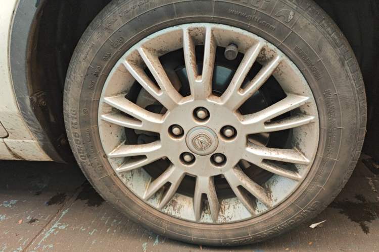 Used CHANGAN Eado 2013 1.6L Manual Junku Model China V Standard Right Front Wheel Hub